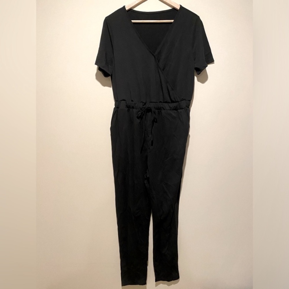 Elegant Black Women's Jumpsuit